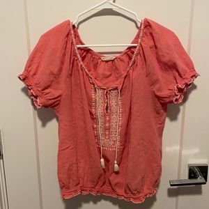 American Eagle size L coral top.